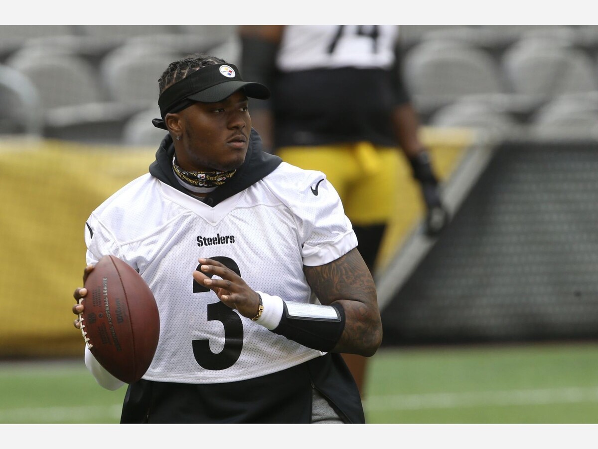 Pittsburgh Steelers Quarterback Dwayne Haskins, Dies After Being Hit By