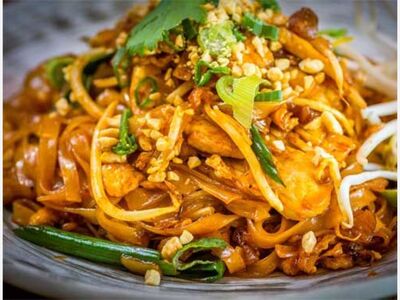 Thai In Beverly Hills-Emerald Thai Cuisine 