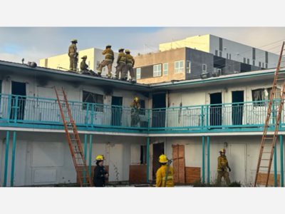  East Hollywood Structure Fire Knocked Down